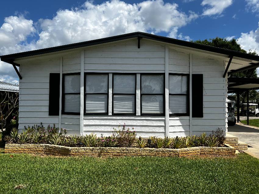 488 Putter Circle a Winter Haven, FL Mobile or Manufactured Home for Sale